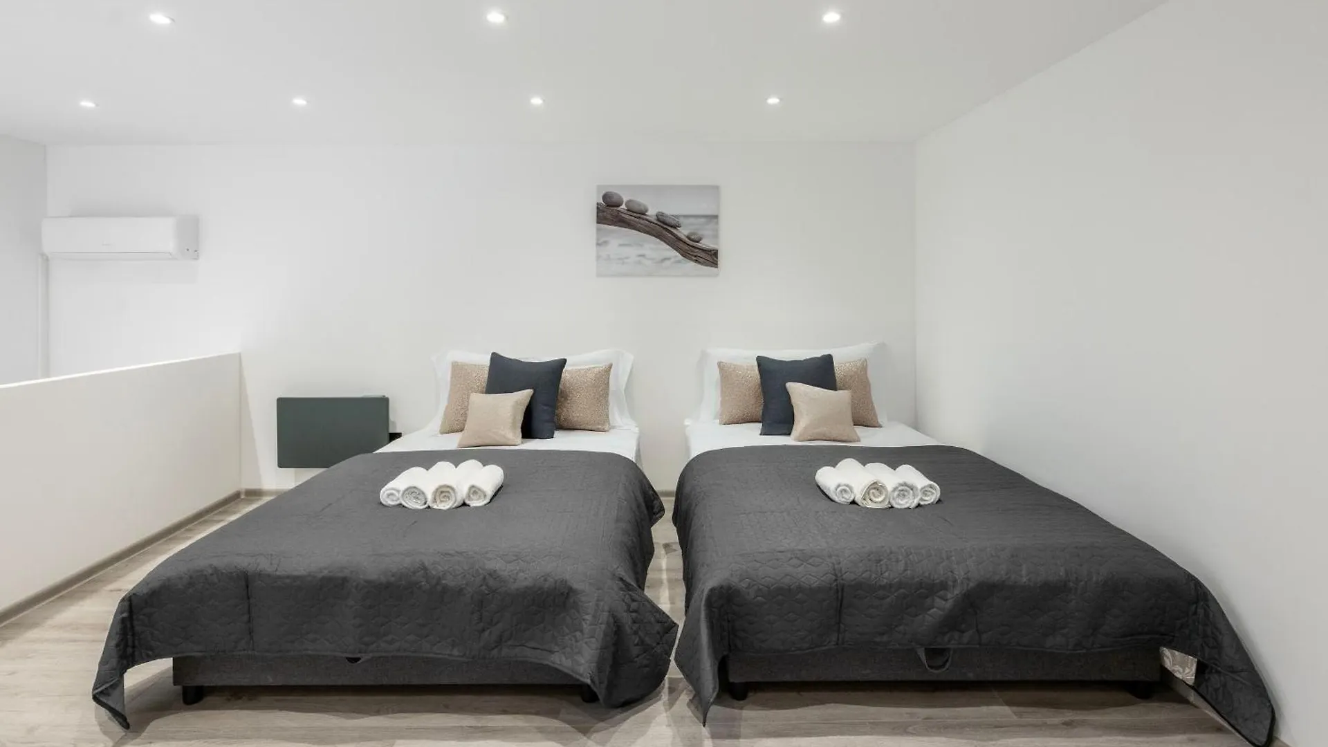 בודפשט Central Minimalistic & Cozy Apartment On Joseph Boulevard 0*,