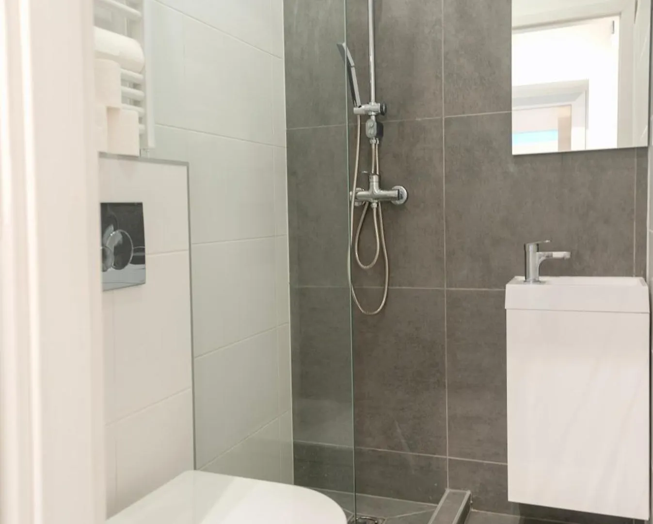 בודפשט Central Minimalistic & Cozy Apartment On Joseph Boulevard